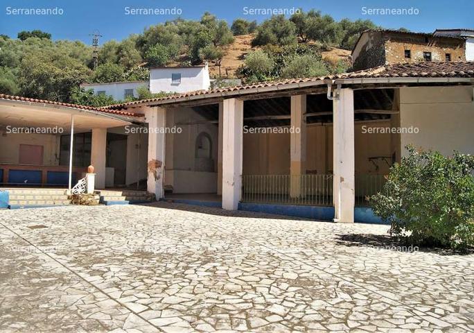 Local comercial en venta en Galaroza, Galaroza photo 0