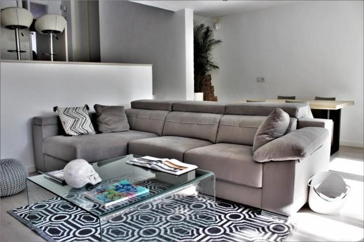 Adosada en venta en Santa Eulalia Del Rio, Cap Martinet photo 0