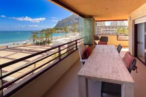 Apartamento en venta en Calpe, Playa De La Fossa photo 0