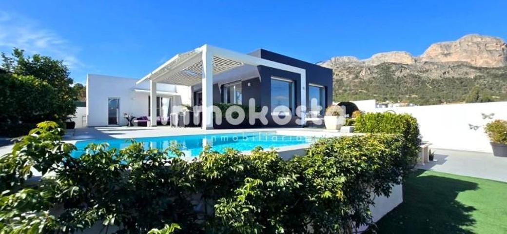 Chalet en venta en Polop, Carrer Roma, 03520 photo 0