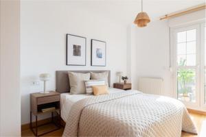 Chalet en venta en Huarte - Uharte, --- photo 0