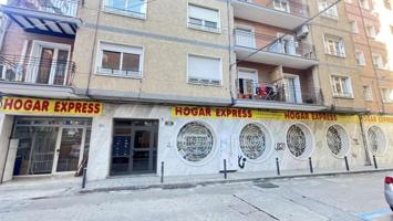 Local comercial en venta en Terrassa, CA N´AURELL photo 0