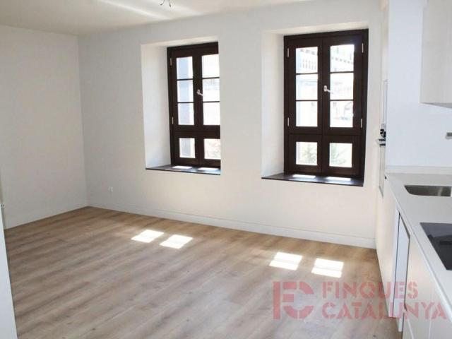 Duplex en venta en Girona photo 0