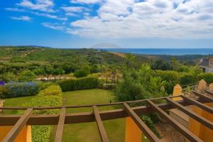 Adosada en venta en Sotogrande, Sotogrande Reserva - Los Cortijos de la Reserva photo 0