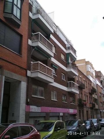 Local comercial en venta en Madrid, Chamartin photo 0
