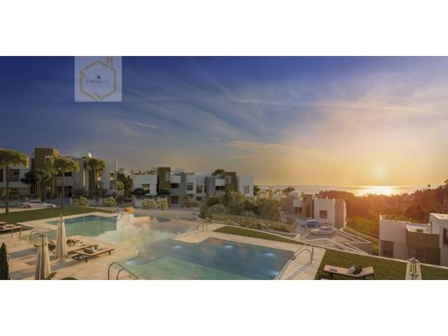 Planta baja en venta en Marbella photo 0