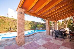 Chalet en venta en Torrevieja, Las Calas - Los Frutales photo 0