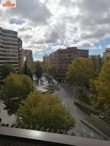 Piso en venta en Albacete, Parque sur photo 0