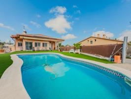 Casa en venta en Canyelles, California 1 photo 0