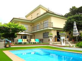 Chalet en venta en Lloret de Mar photo 0