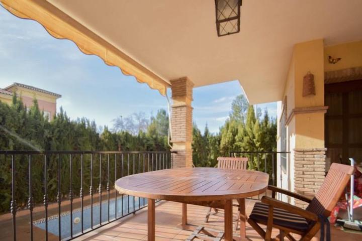 Chalet en venta en Maracena, Zona metropolitana photo 0