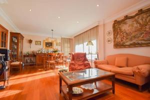 Chalet en venta en Maracena, Zona metropolitana photo 0