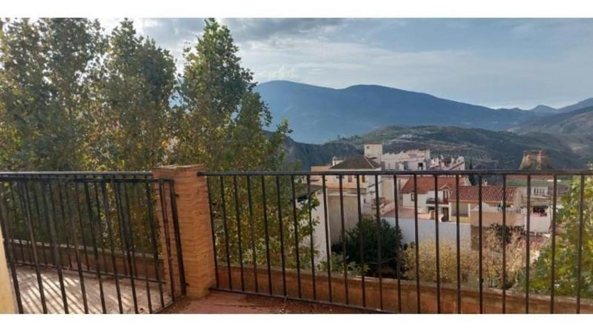 Edificio en venta en Lanjarón, Lanjaron pueblo photo 0