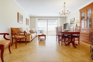 Adosada en venta en Sant Boi de Llobregat, Marianao photo 0