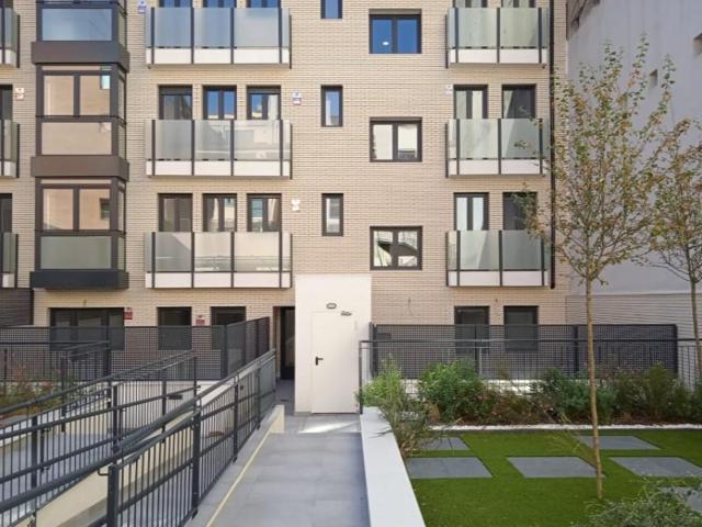 Piso en venta en Madrid, Palos de Moguer photo 0