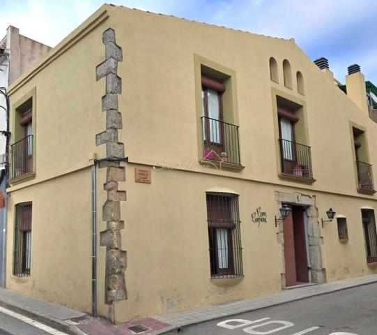 Casa en venta en Argentona, Centro photo 0