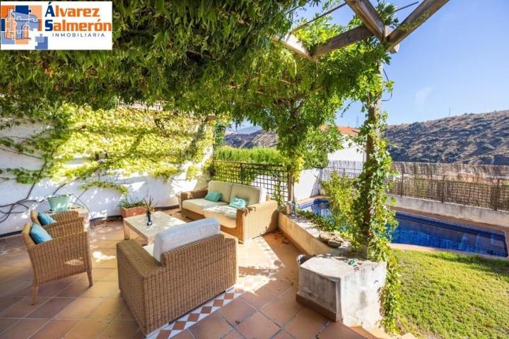 Chalet en venta en Granada, Acceso a la Alhambra photo 0