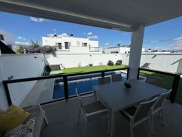 Bungalow en venta en Alhaurín de la Torre, Capellanía-Retamar photo 0
