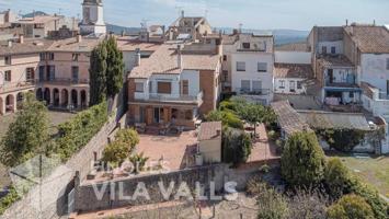 Edificio en venta en Sant Feliu de Codines, Sant feliu de codines photo 0