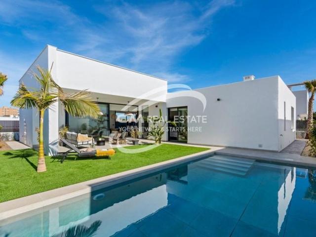 Chalet en venta en Cartagena photo 0