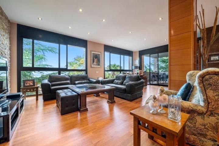 Chalet en venta en Castellvell del Camp, Pugets photo 0