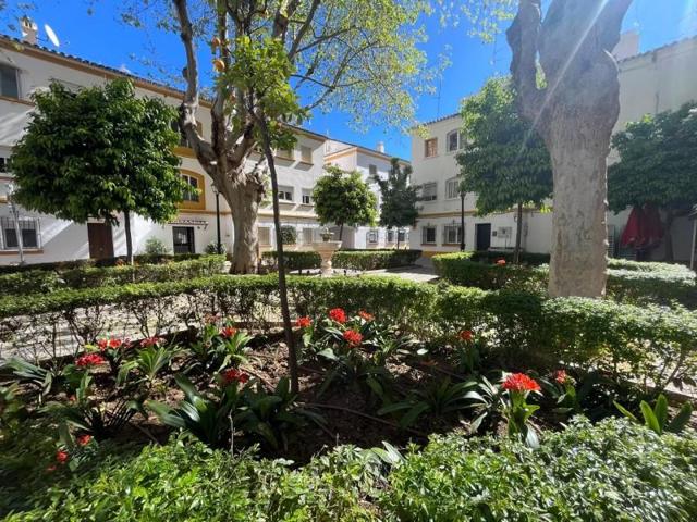 Apartamento en venta en Marbella, Marbella photo 0