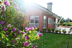 Chalet en venta en Ampuero, Ampuero photo 0