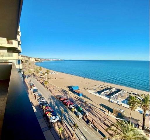 Apartamento en venta en Fuengirola, Playa de los Boliches photo 0