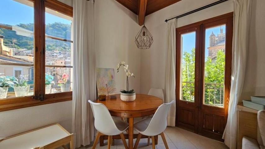 Aticos en venta en Bunyola, Bunyola photo 0