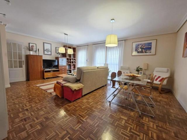 Piso en venta en Sevilla, Feria photo 0