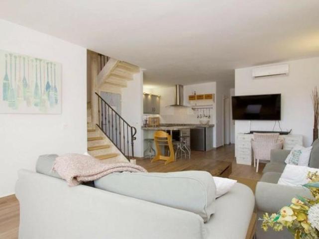 Duplex en venta en Marbella, Marbella Este - Las Chapas photo 0