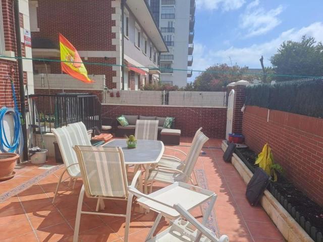 Chalet en venta en Laredo, El Puntal photo 0