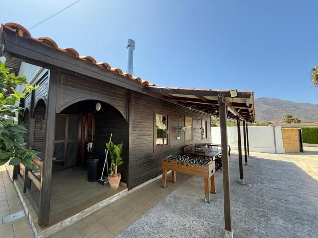 Chalet en venta en Estepona, Costa Del Sol photo 0