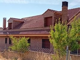 Casa en venta en El Molar, Vista sierra photo 0