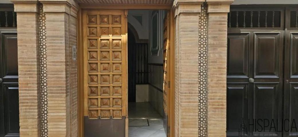 Chalet en venta en Dos Hermanas photo 0