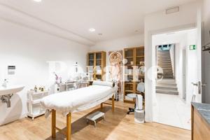 Local comercial en venta en Barcelona, Les Corts photo 0