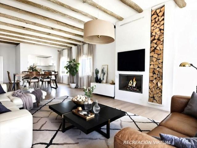 Casa con terreno en venta en Simat de la Valldigna photo 0