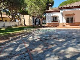 Chalet en venta en Chiclana de la Frontera photo 0