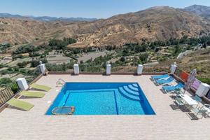 Casa en venta en Monachil, Monachil photo 0