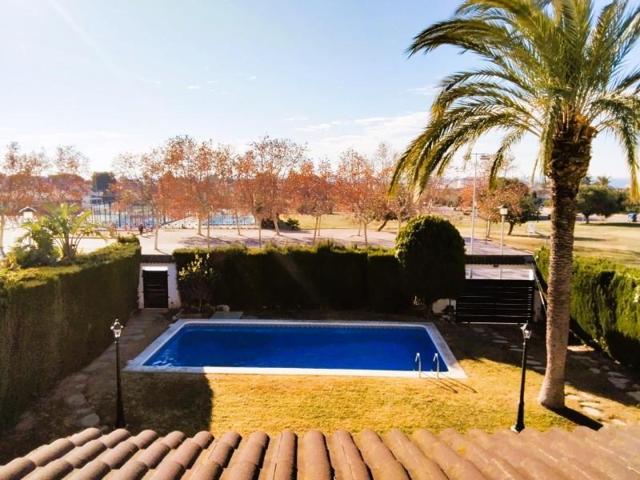 Chalet en venta en El Vendrell, Bonavista photo 0