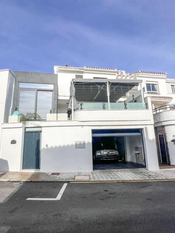 Adosada en venta en Benalmádena, Arroyo de la miel photo 0