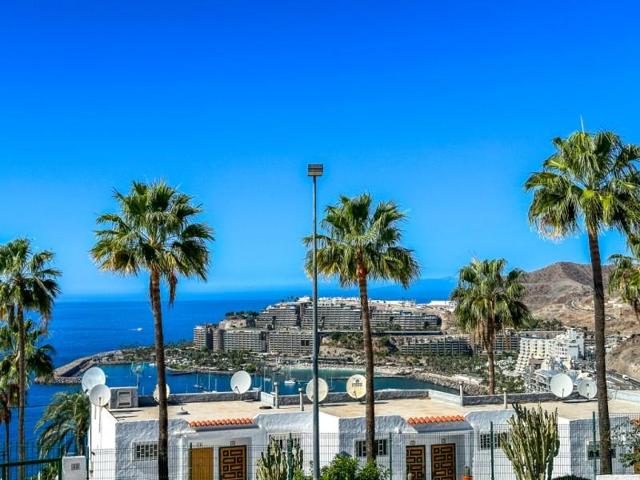 Casa con terreno en venta en Arguineguín photo 0