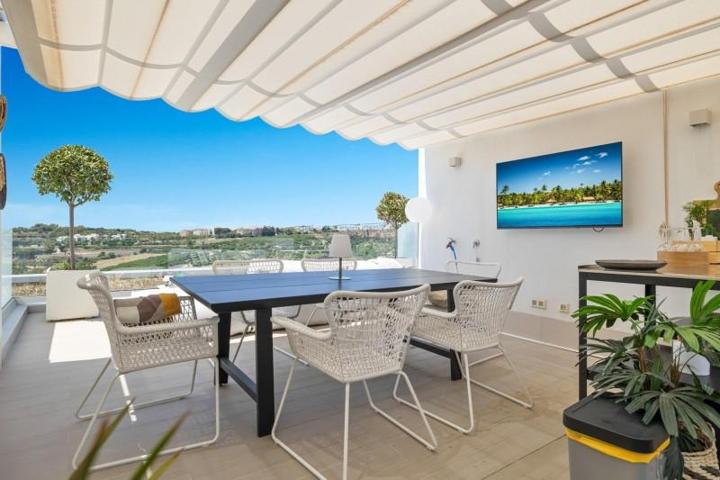 Adosada en venta en Estepona, Cancelada photo 0