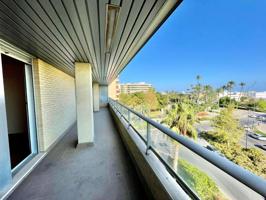 Piso en venta en Alicante, Calle Moratín, 03003 photo 0