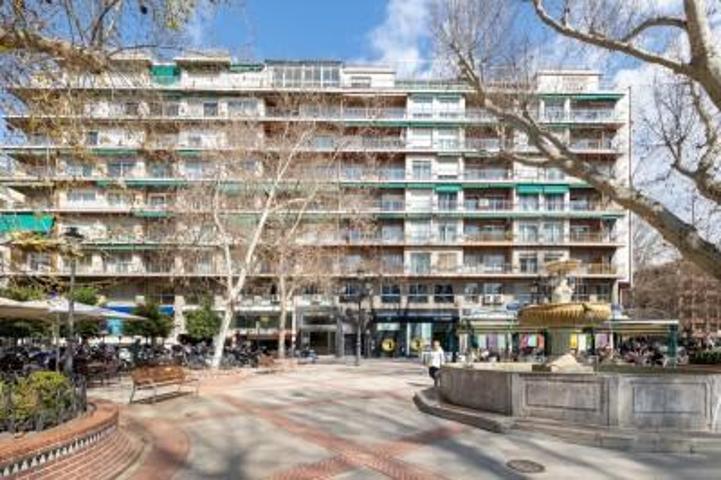 Piso en venta en Granada, Centro photo 0