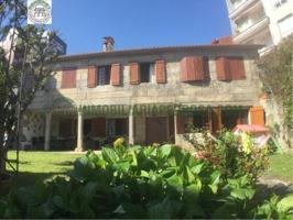 Casa en venta en Poio, Raxó photo 0