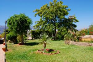 Chalet en venta en Alhaurín de la Torre, El Romeral-Peñón de Zapata photo 0