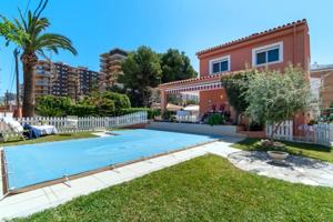 Chalet en venta en Benicàssim, Heliópolis photo 0