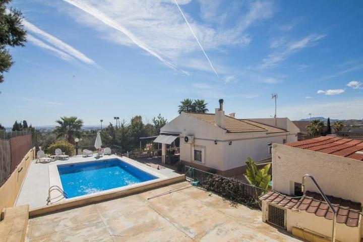 Chalet en venta en Elche, Vallongas photo 0