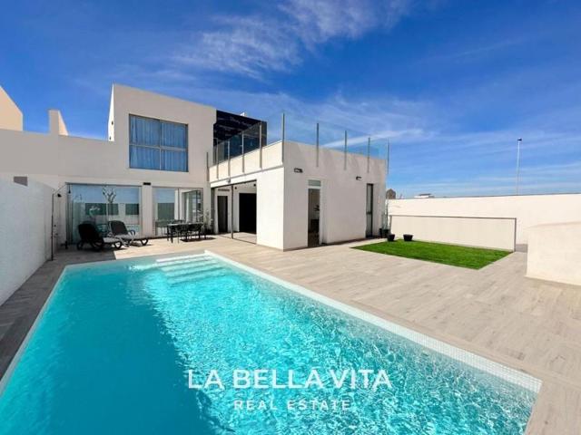 Chalet en venta en Cartagena, Los Belones photo 0